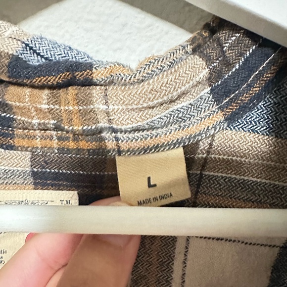 Flannel - Picture 2 of 3